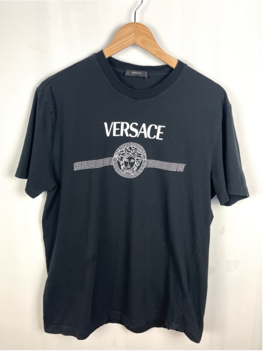 Versace Black Classic Logo T Shirt Size XL - Picture 4 of 10